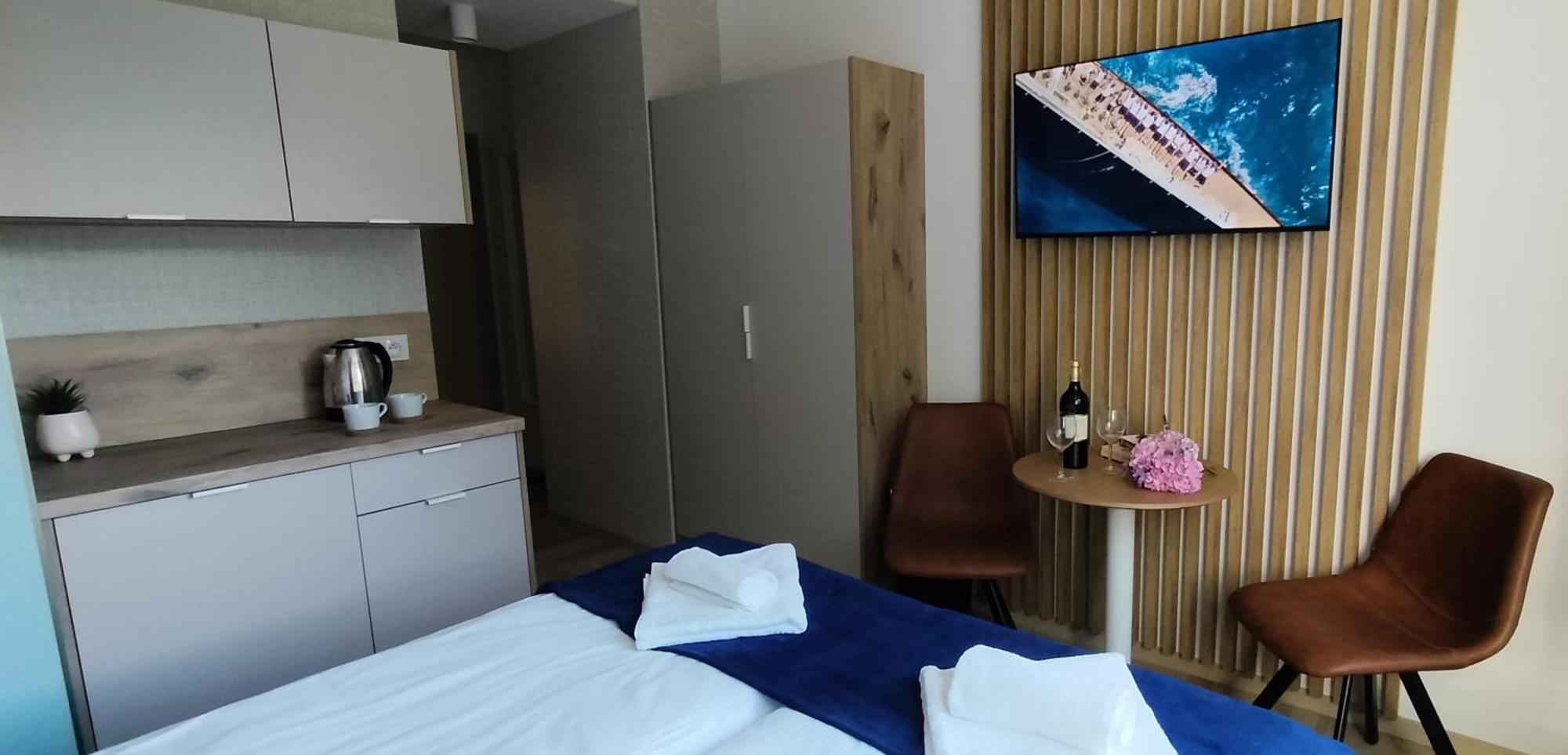 Cicha Przystan - Pokoje Przy Latarni Kołobrzeg Buitenkant foto