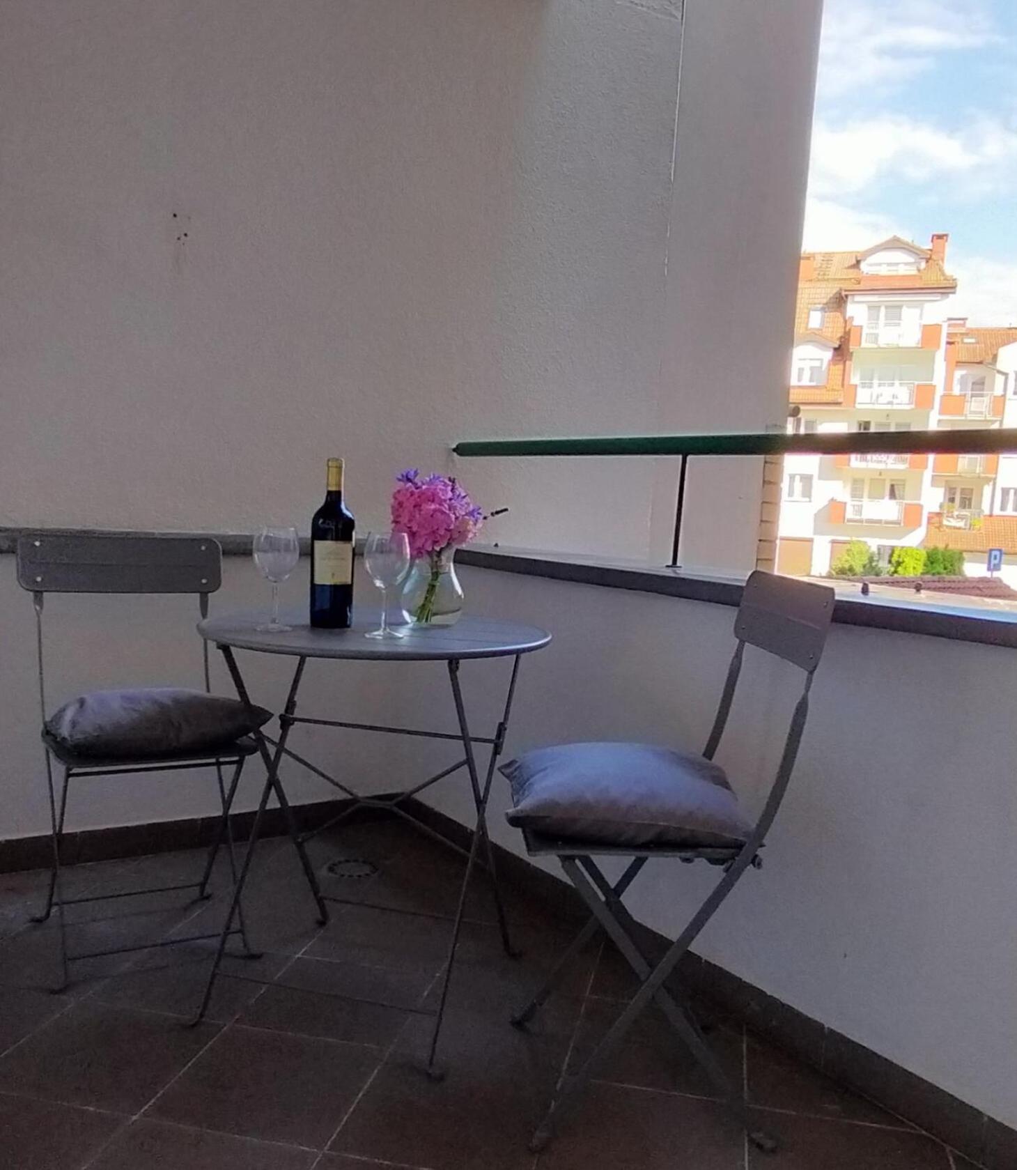Cicha Przystan - Pokoje Przy Latarni Kołobrzeg Kamer foto